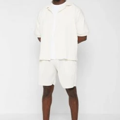 Man Shorts Pleated Shorts - Cream SHORTS SETS