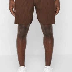 Man Shorts SHORTS SETS Pleated Shorts - Brown