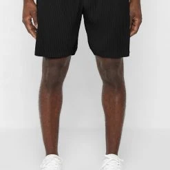 Man Shorts Pleated Shorts - Black