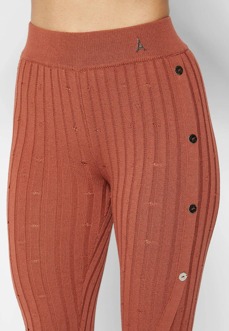 Woman Leggings Distressed Knitted Leggings With Button Detail - Rust