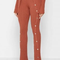 Woman Leggings Distressed Knitted Leggings With Button Detail - Rust