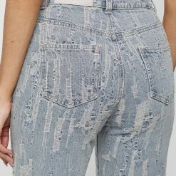 Woman Denim Distressed Mom Jeans - Ecru