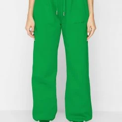 Woman Essential Essential Joggers - Green TRACKSUITS