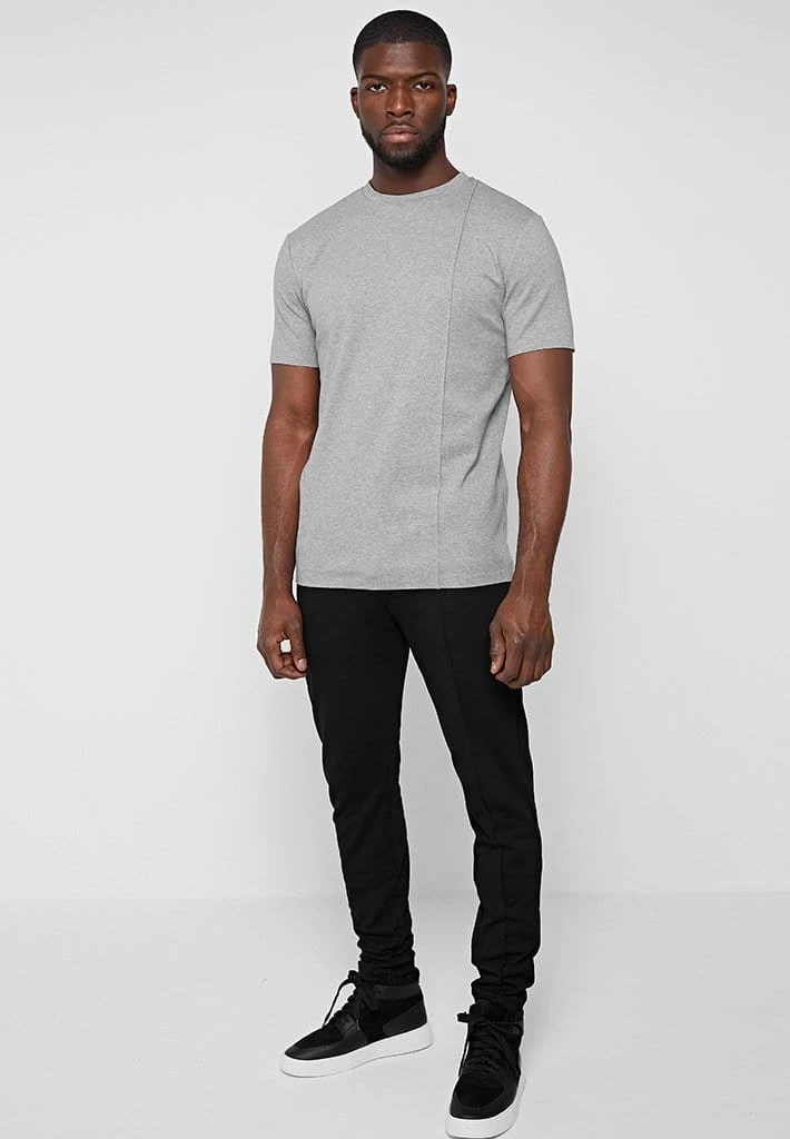 Man T-Shirts T-SHIRTS & TOPS Essential T-Shirt - Grey