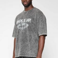 Man T-Shirts Gothic T-Shirt - Washed Black