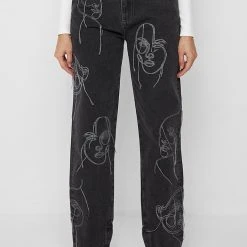 Woman Denim Line Art Mom Jeans - Washed Black