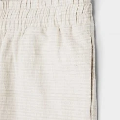 Man Shorts Textured Linen Shorts - Beige