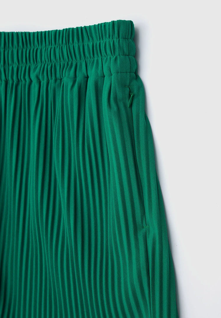 Man Shorts Pleated Shorts - Green