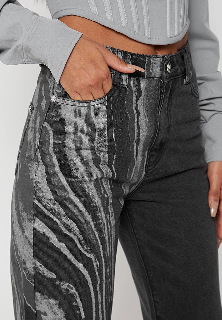Woman Denim Marble Print Mom Jeans - Washed Black