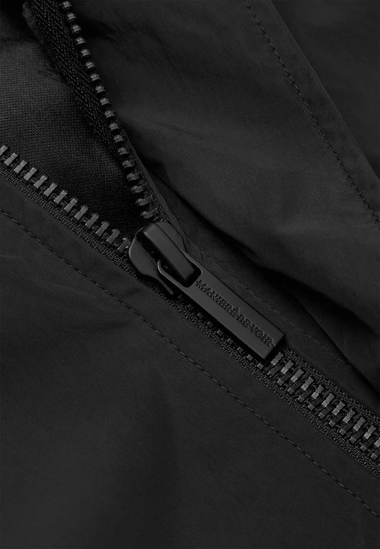 Man Jackets Nylon Cargo Anorak - Black