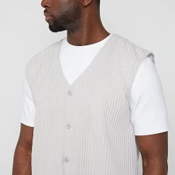 Man Tops SHORTS SETS Pleated Vest - Ice Grey