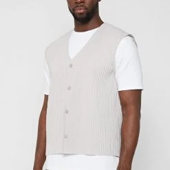 Man Tops SHORTS SETS Pleated Vest - Ice Grey