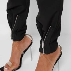 Woman Trousers Trousers With Zip Detail - Black