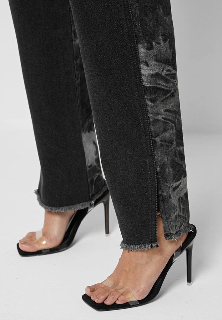 Woman Denim Two Tone Marbled Mom Jeans - Washed Black