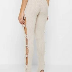 Woman Leggings Knitted Lace Up Leggings With Stirrups - Beige