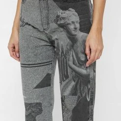 Woman Denim Renaissance Mom Jeans - Washed Black