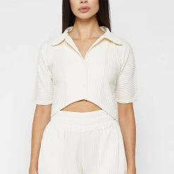 Woman Shirts Pleated Curved Hem Shirt - Cream