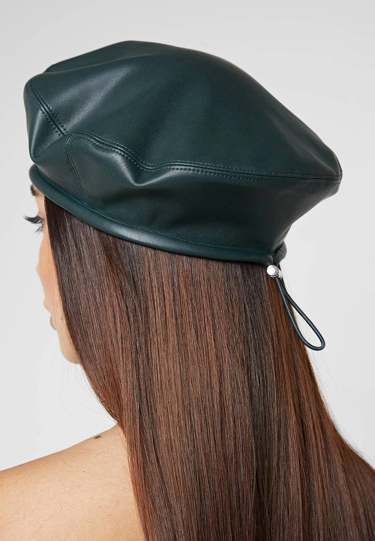 Woman Accessories Vegan Leather Beret - Green