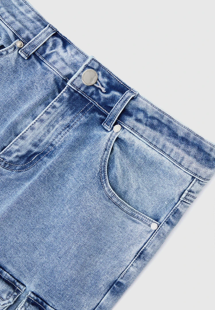 Man Denim Cargo Pocket Jeans - Stonewash Blue