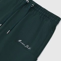 Man Shorts Signature Cargo Shorts - Green