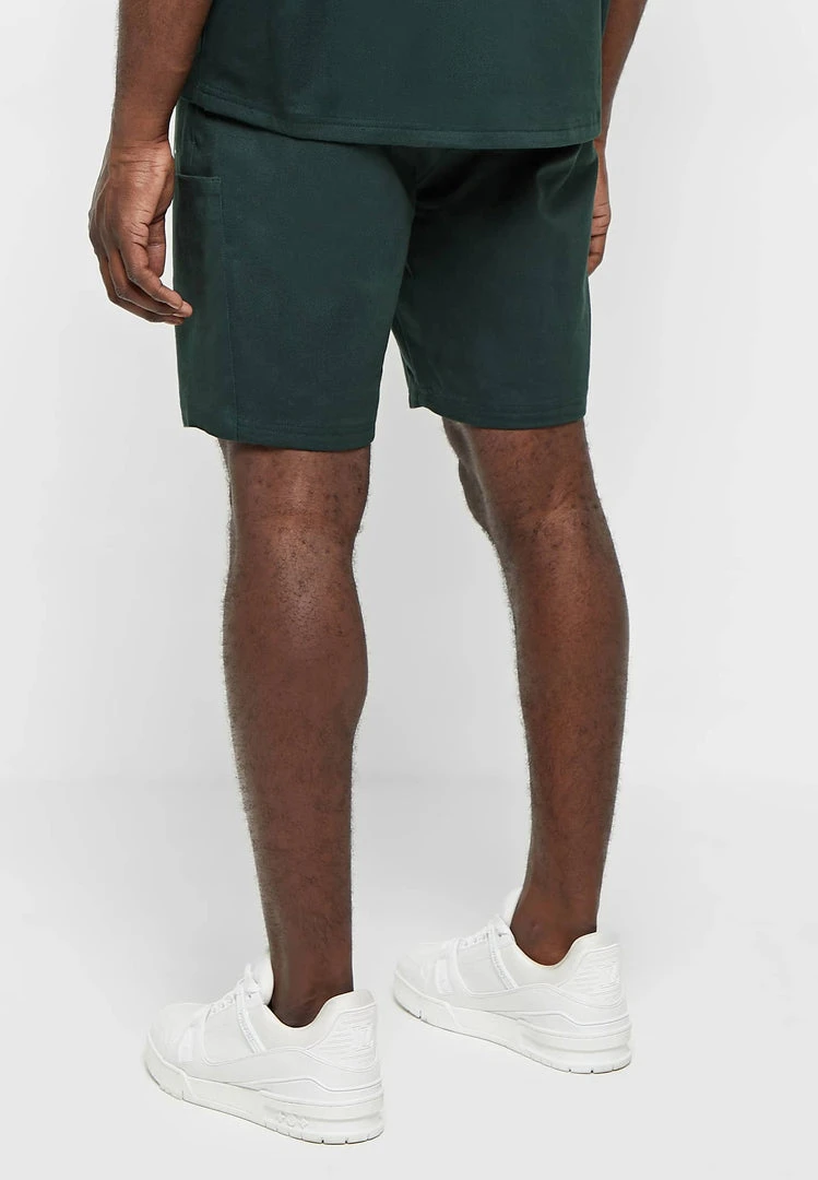 Man Shorts Signature Cargo Shorts - Green