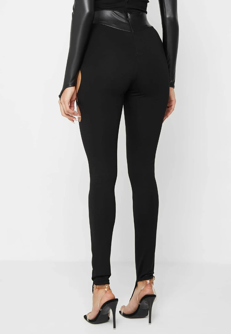 Woman Leggings Cut-Out O-Ring Leggings - Black