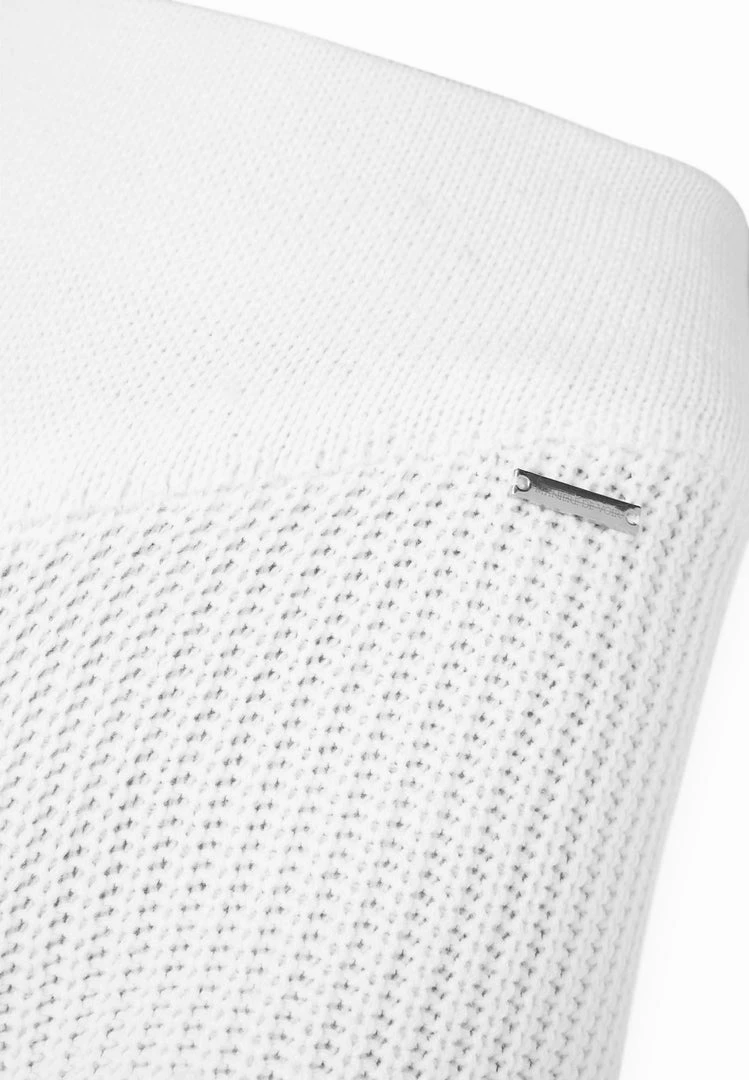 Woman Shorts Distressed Knitted Cycling Shorts - White