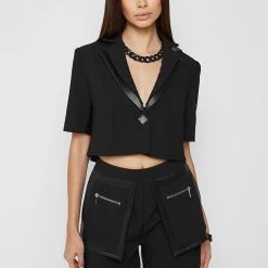 Woman Shorts Double Pocket City Shorts - Black