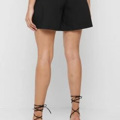 Woman Shorts Double Pocket City Shorts - Black