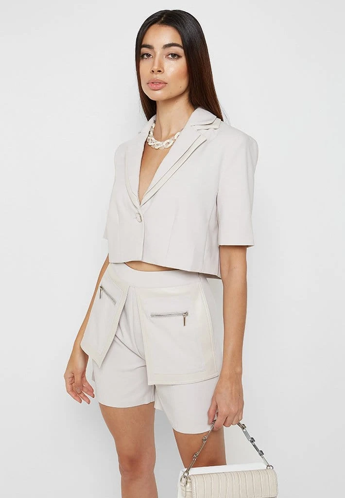 Woman Shorts Double Pocket City Shorts - Stone