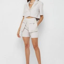 Woman Shorts Double Pocket City Shorts - Stone