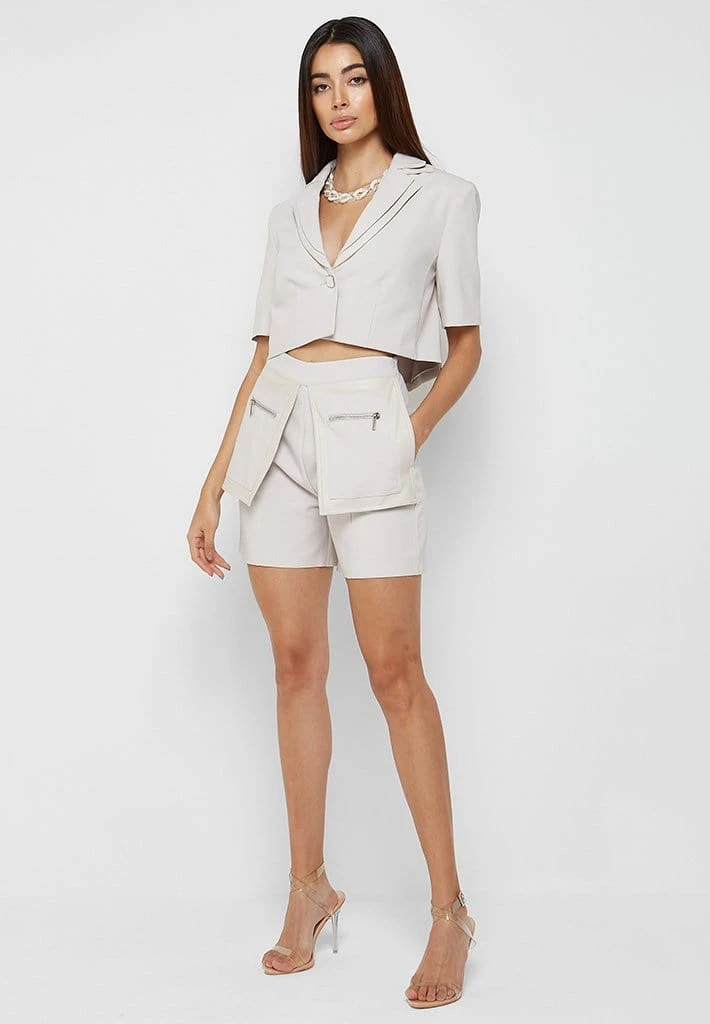 Woman Shorts Double Pocket City Shorts - Stone