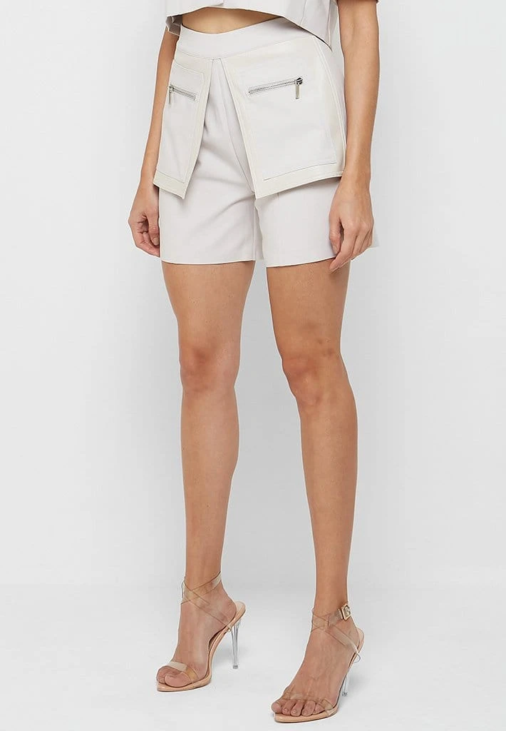Woman Shorts Double Pocket City Shorts - Stone