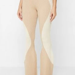 Woman Trousers Knitted Contour Fit And Flare Trousers - Beige/Beige