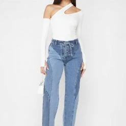 Woman Denim Lace Up Patchwork Mom Jeans - Mid Blue