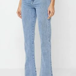 Woman Denim Mid Rise Flared Jeans - Mid Blue