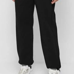 Woman Essential Essential Joggers - Black TRACKSUITS