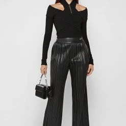Woman Trousers Pleated Leather Trousers - Black