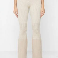 Woman Leggings Ribbed Ombré Flared Leggings - Beige