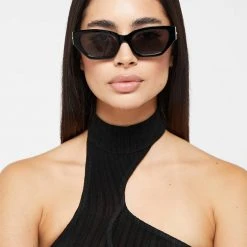 Woman Accessories Riviera Sunglasses - Black