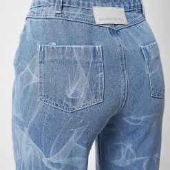 Woman Denim Smoke Print Mom Jeans - Mid Blue
