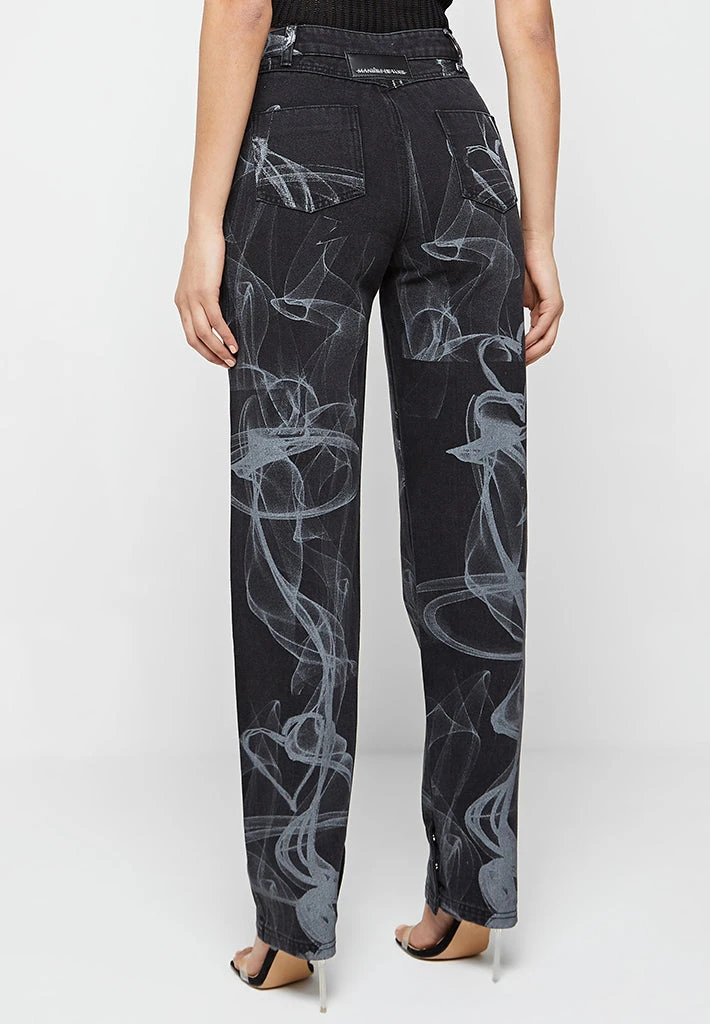 Woman Denim Smoke Print Mom Jeans - Washed Black