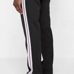 Man Tracksuit Bottoms Contrast Stripe Signature Track Pants - Black TRACKSUITS