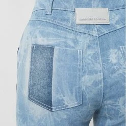 Woman Denim Two Tone Marbled Mom Jeans - Blue